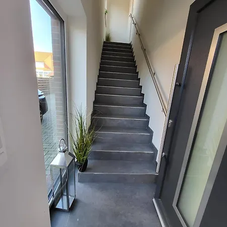 アパート Wohnglueck